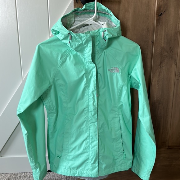 The North Face 💚 Jacket - Picture 3 of 16